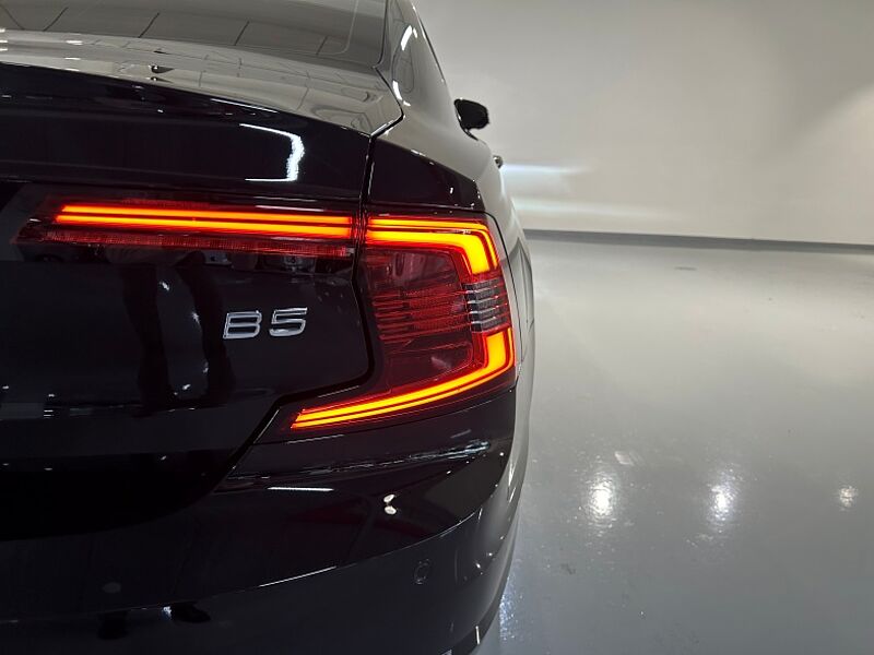 Volvo  Ultra, B5  Bright