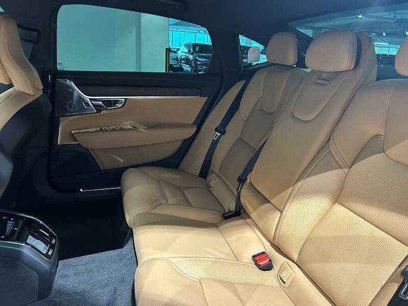 Volvo  Ultra, B5  Bright