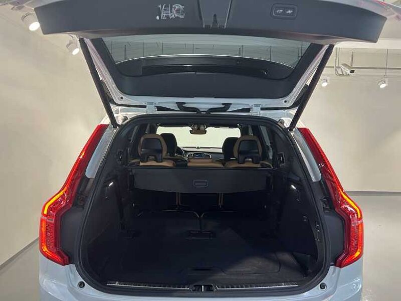 Volvo  Ultra, T8 AWD Bright