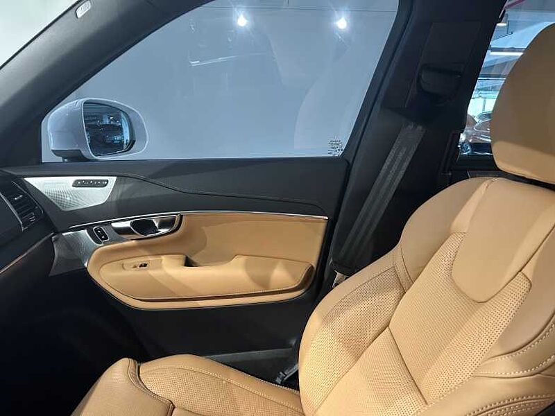 Volvo  Ultra, T8 AWD Bright