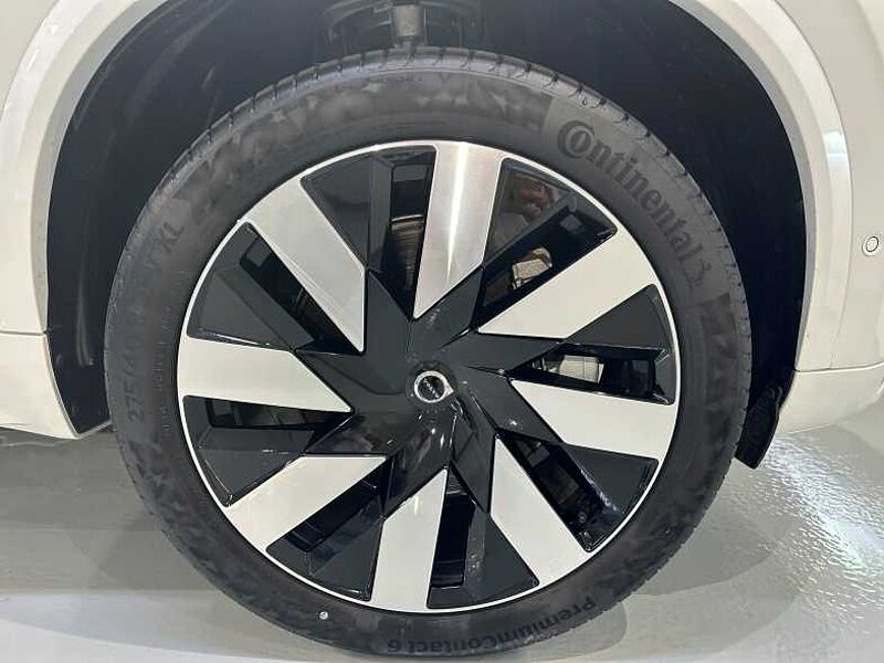 Volvo  Ultra, T8 AWD Bright