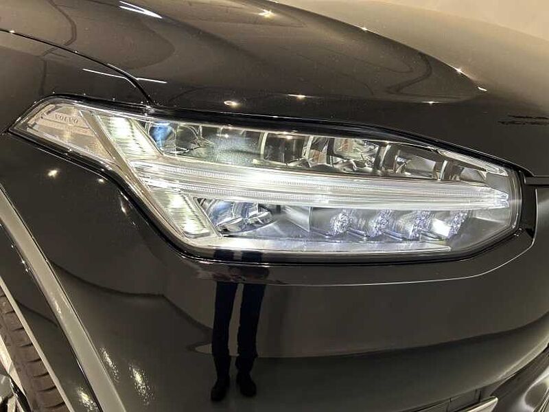 Volvo  Recharge Ultimate, T8 AWD Bright