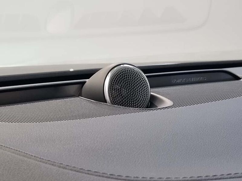 Volvo  Ultimate B5 브라이트