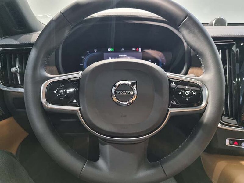 Volvo  Ultimate B5 브라이트