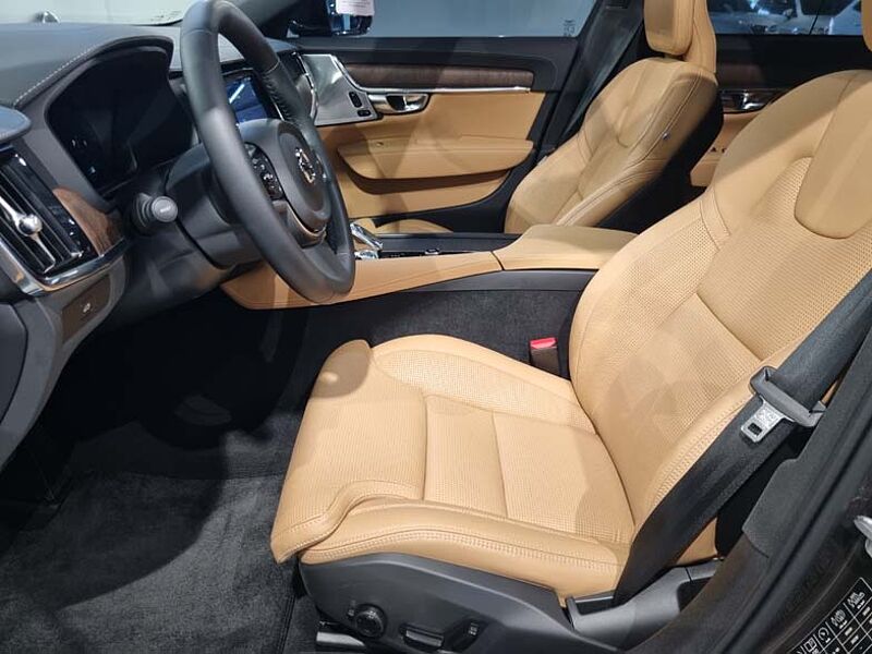 Volvo  Ultimate B5 브라이트