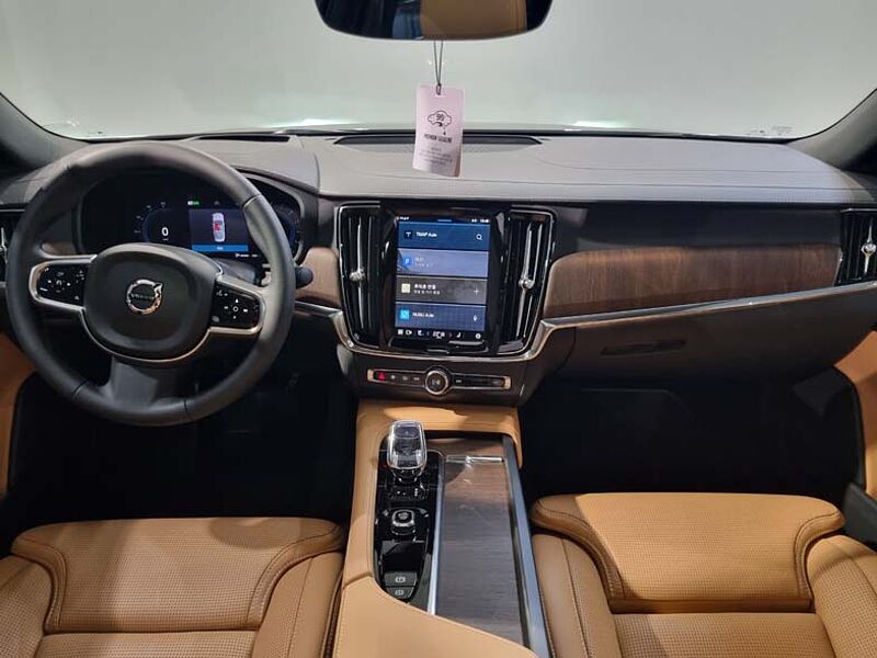 Volvo  Ultimate B5 브라이트