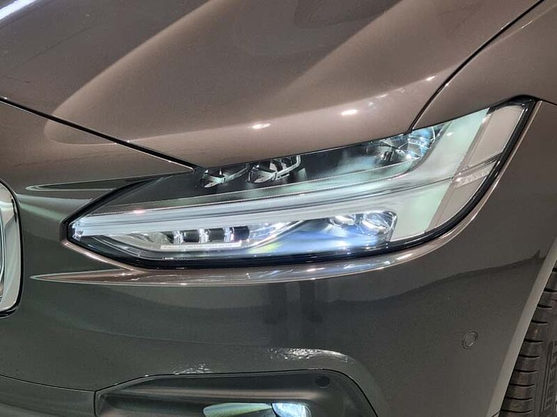 Volvo  Ultimate B5 브라이트