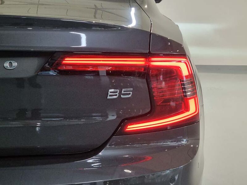 Volvo  Ultimate B5 브라이트