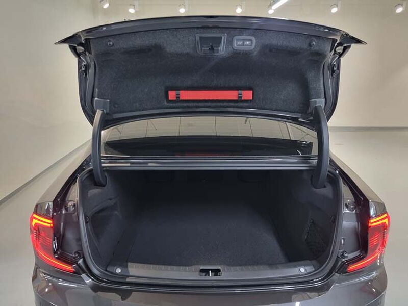 Volvo  Ultimate B5 브라이트