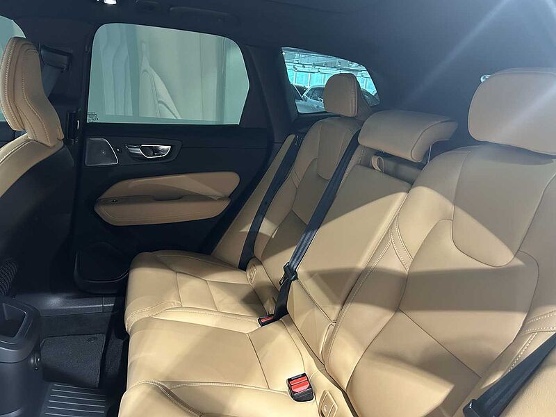 Volvo Ultra, T8 AWD 브라이트