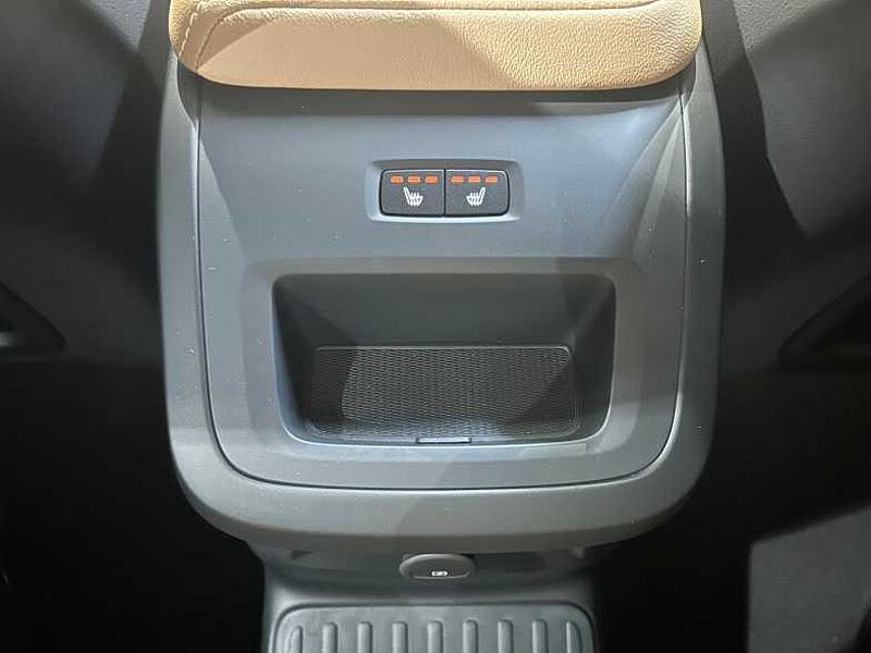 Volvo Ultra, T8 AWD, 브라이트