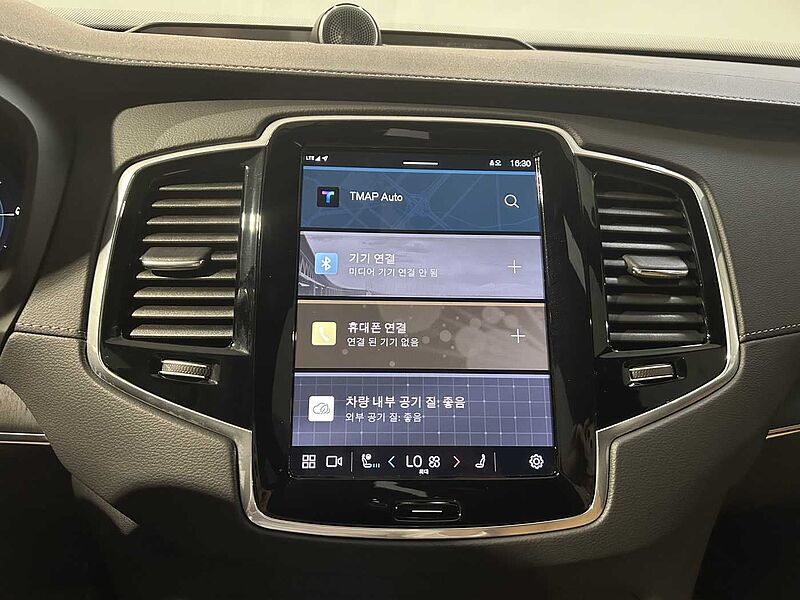 Volvo Ultra, T8 AWD, 브라이트