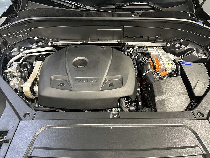 Volvo Ultra, T8 AWD, 브라이트