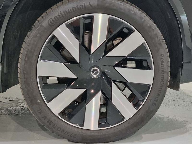 Volvo  Recharge Ultimate T8 AWD 브라이트