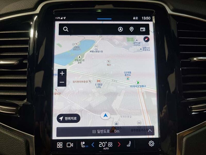 Volvo  Recharge Ultimate T8 AWD 브라이트