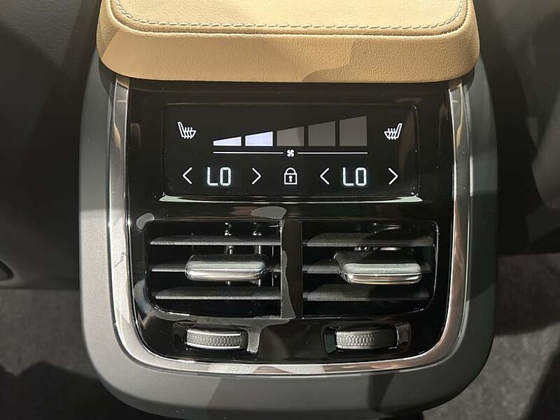 Volvo  Ultra B6 AWD 브라이트