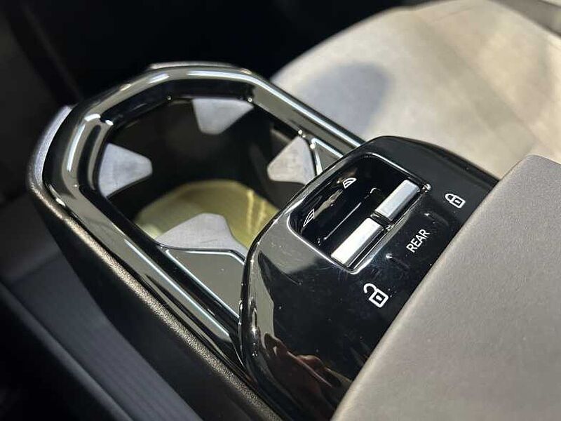 Volvo  Ultra, Single Motor ER