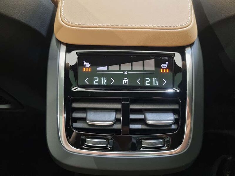 Volvo Ultra, T8 AWD 플러그-인 하이브리드