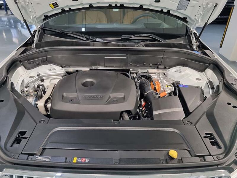 Volvo Ultra, T8 AWD 플러그-인 하이브리드