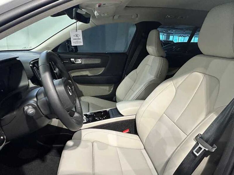 Volvo  Ultra, B4 AWD, 브라이트