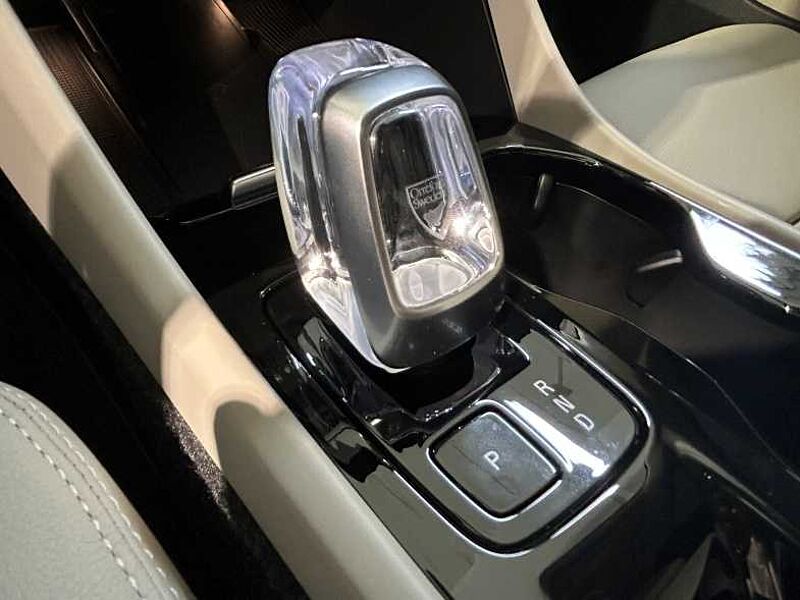 Volvo  Ultra, B4 AWD, 브라이트