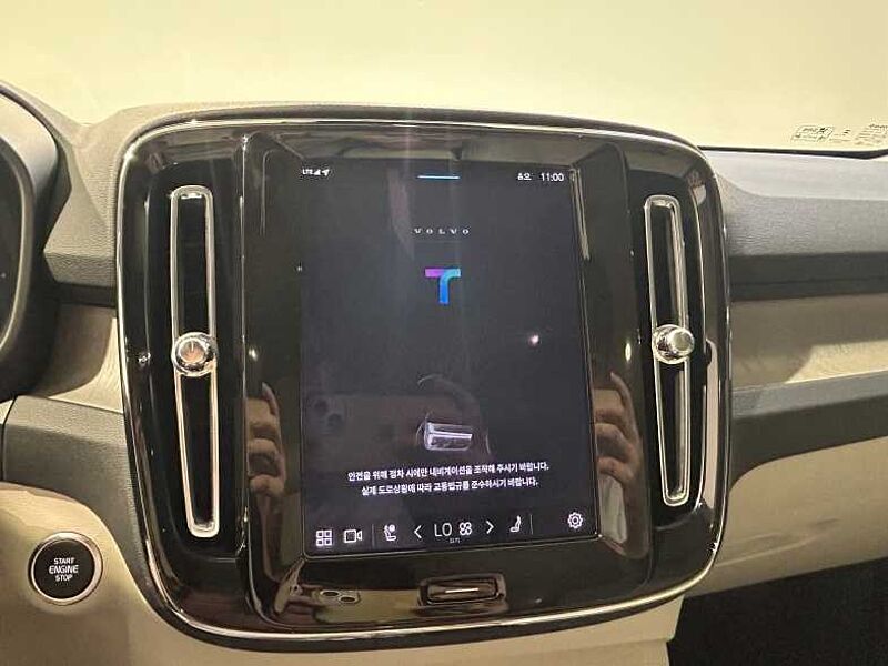 Volvo  Ultra, B4 AWD, 브라이트