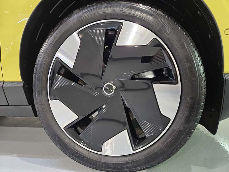 Volvo Ultra, Single Motor Extended Range