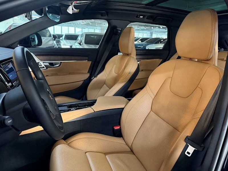 Volvo  Ultimate, B5 AWD 브라이트