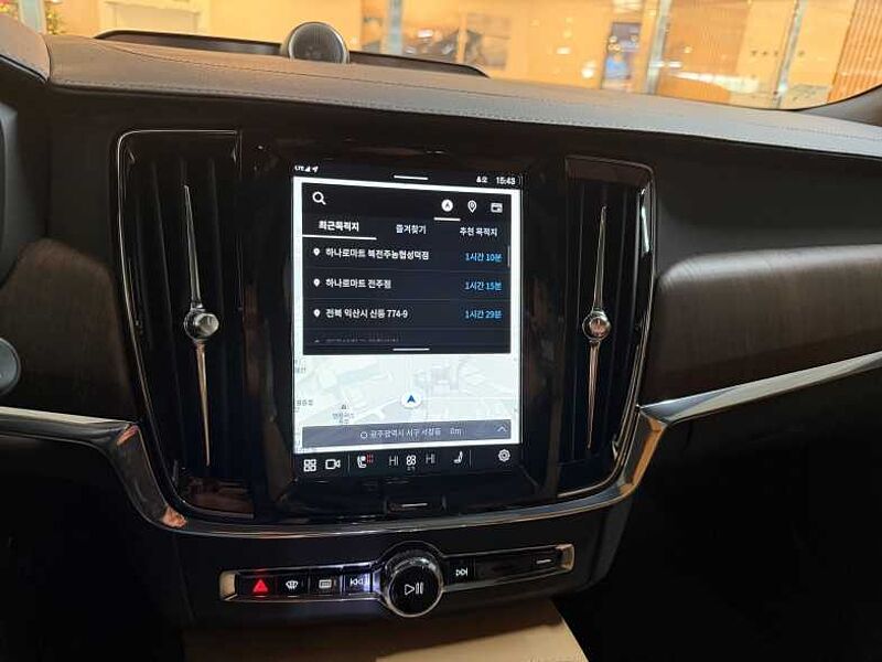 Volvo  Ultimate, B5 AWD 브라이트