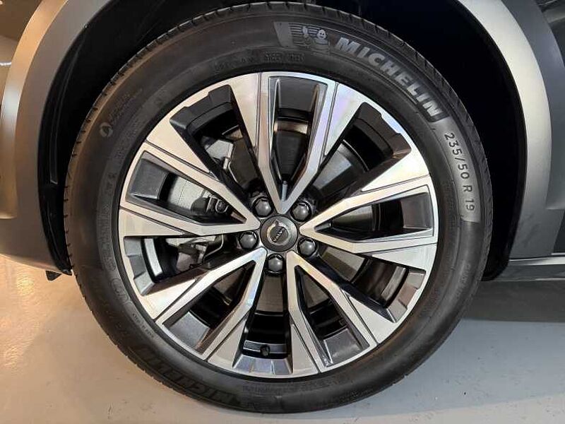 Volvo  Ultimate, B5 AWD 브라이트