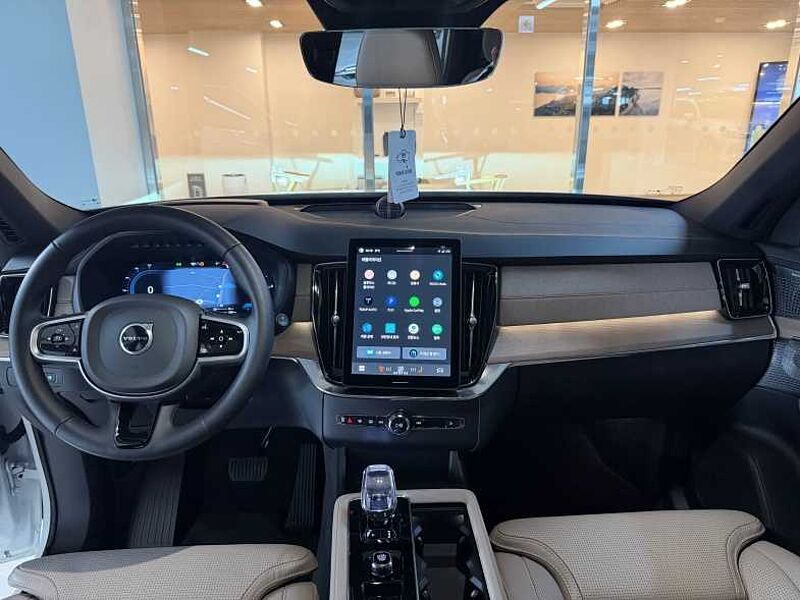 Volvo  Ultra, T8 AWD