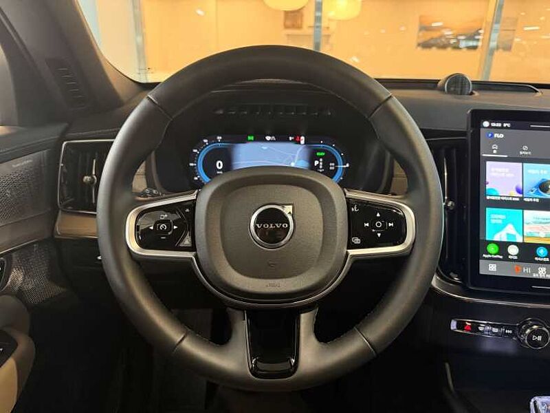 Volvo  Ultra, T8 AWD