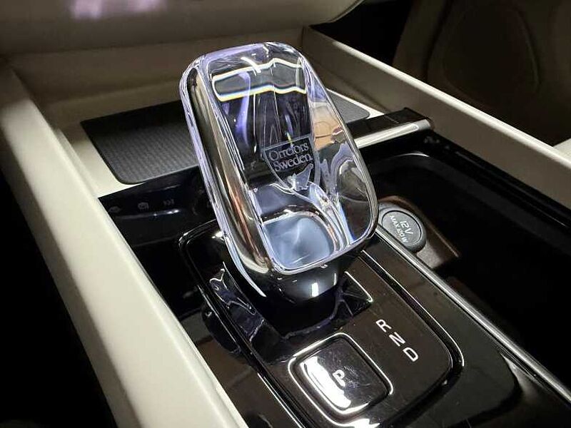 Volvo  Ultra, B5 AWD