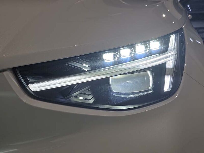 Volvo  Ultra, B4 AWD 마일드 하이브리드, 가솔린, 브라이트