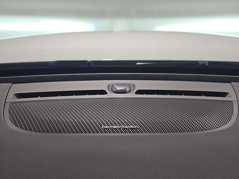 Volvo  Ultra, B4 AWD 마일드 하이브리드, 가솔린, 브라이트