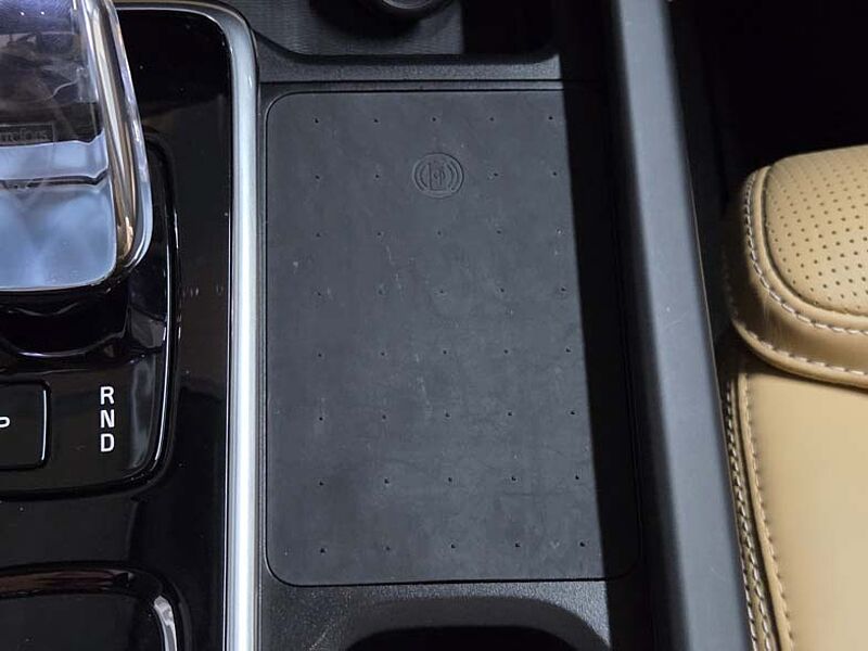 Volvo  Recharge Ultimate, T8 AWD 플러그-인 하이브리드, 전기/가솔린, 브라이트, 7 좌석