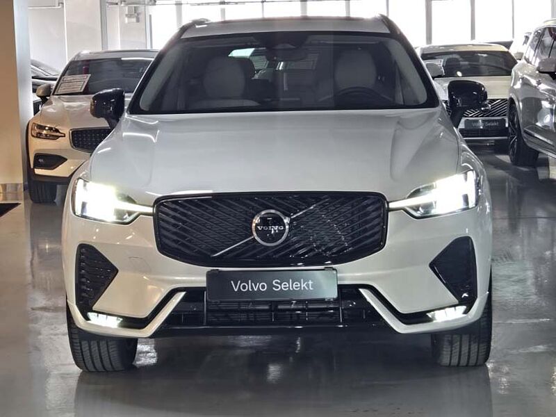 Volvo Ultra, B5 AWD 가솔린, 다크