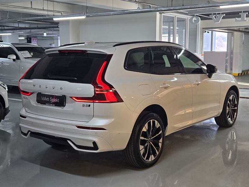 Volvo Ultra, B5 AWD 가솔린, 다크