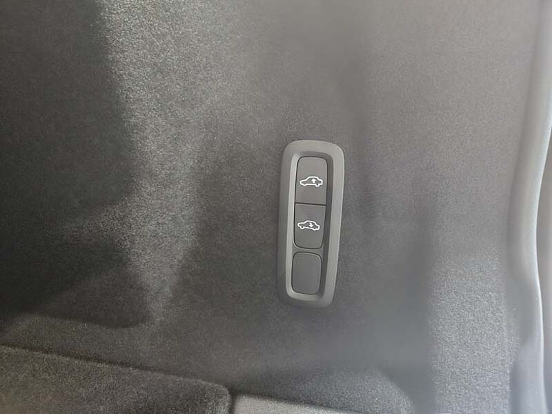 Volvo Ultra, B5 AWD 가솔린, 다크