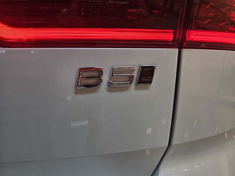 Volvo Ultra, B5 AWD 가솔린, 다크