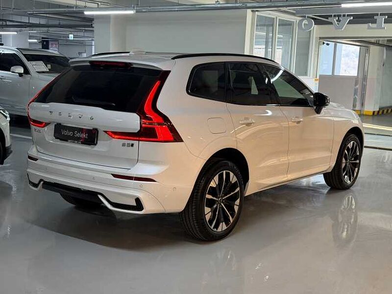Volvo Ultra, B5 AWD 다크 에어서스