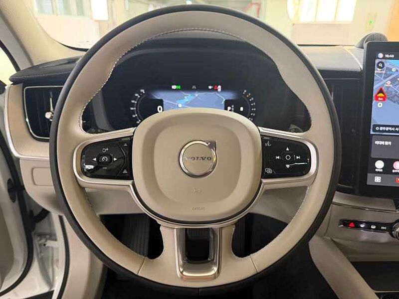 Volvo Ultra, B5 AWD 다크 에어서스