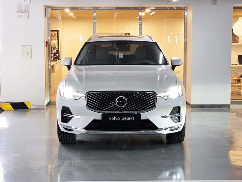 Volvo  Ultra, T8 AWD 플러그-인 하이브리드, 전기/가솔린, 브라이트