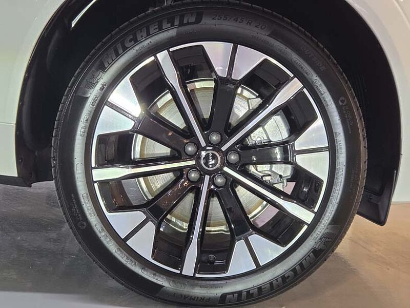 Volvo  Ultra, T8 AWD 플러그-인 하이브리드, 전기/가솔린, 브라이트