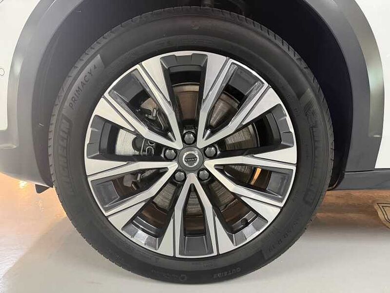 Volvo Ultra, B5 AWD 브라이트