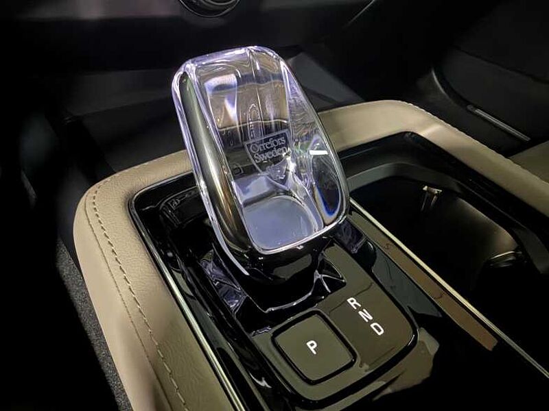 Volvo  Ultra, B5 마일드 하이브리드, 브라이트