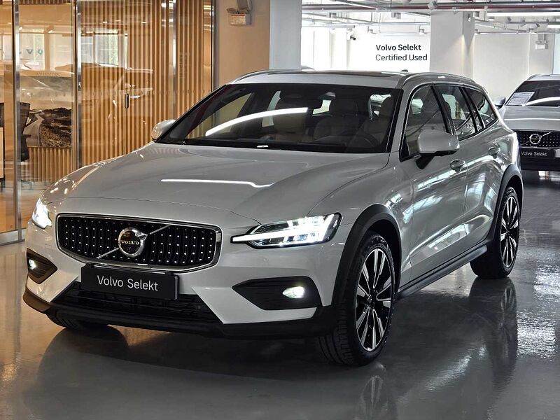 Volvo Ultra, B5 AWD 가솔린