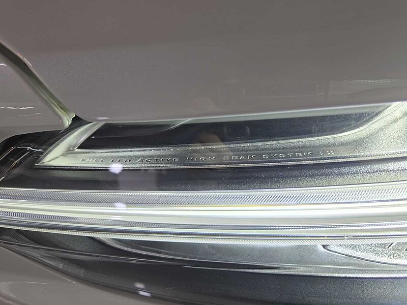 Volvo Ultra, B5 AWD 가솔린