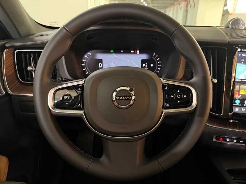 Volvo Ultra, B5 AWD 마일드 하이브리드