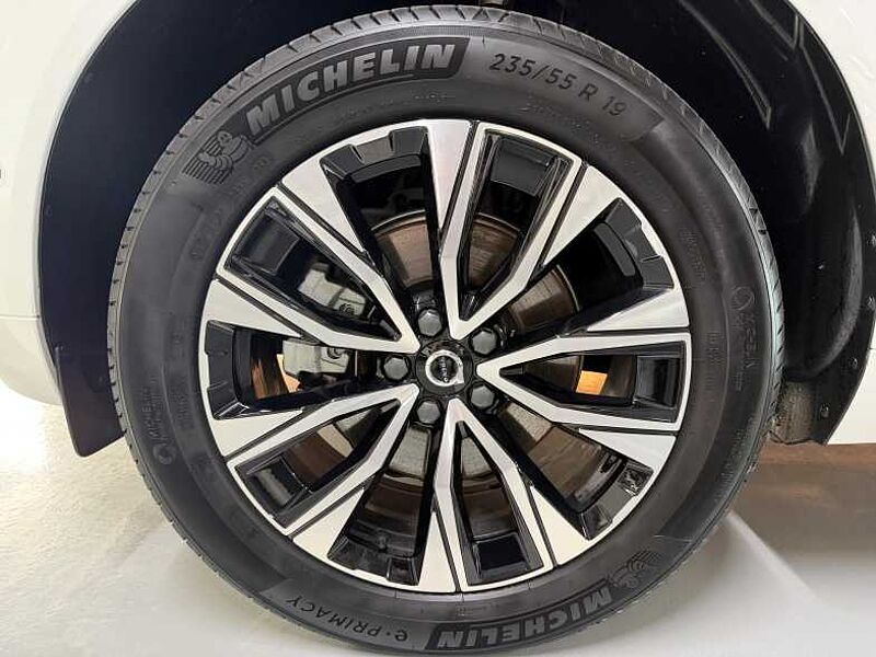 Volvo Ultra, B5 AWD 마일드 하이브리드